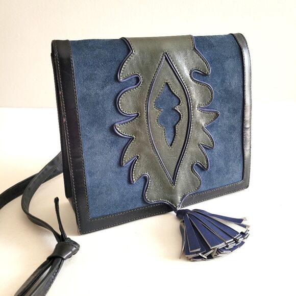 ESCADA vintage crossbody leather purse - Picture 1 of 16